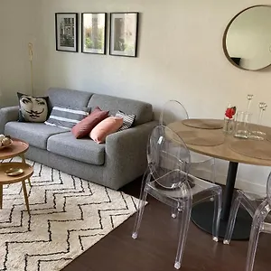  Hébergement de vacances 50 M2 T2 Au Calme, Lumineux, Confortable, Cosy, Climatise, Privatif Avec Parking Gratuit Et Terrasse